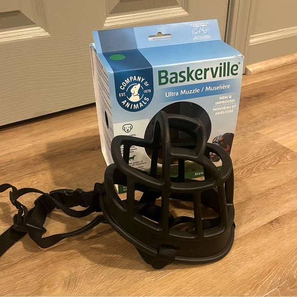 3/$25 Baskerville ultra muzzle size 6 - Picture 1 of 7